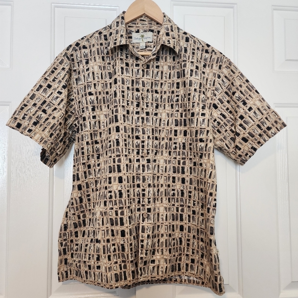 Island Shores Geometric Print Pointed Collar Button Down Tan Men's Shirt  Size L